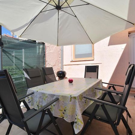 City Centre Apartment With Terrace 2 Pula Dış mekan fotoğraf