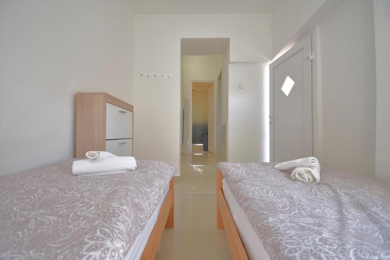 City Centre Apartment With Terrace 2 Pula Dış mekan fotoğraf